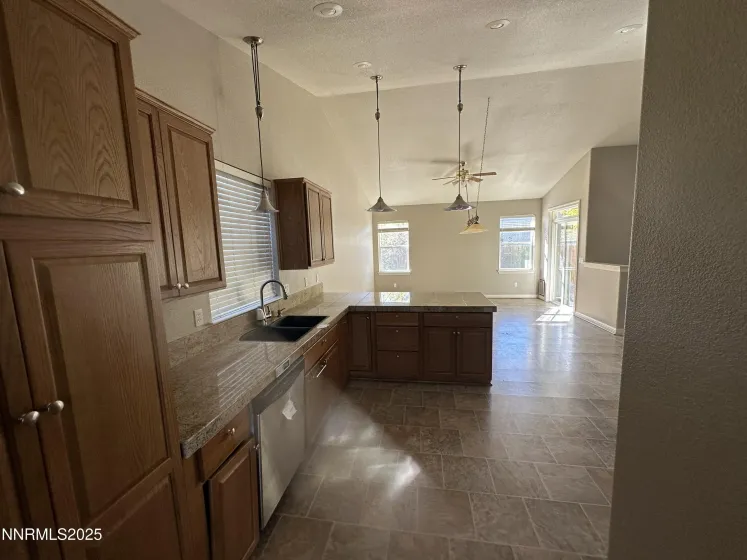 1458 Cardiff, Gardnerville, Nevada 89410, 3 Bedrooms Bedrooms, ,3 BathroomsBathrooms,Residential,Residential,Cardiff,250056731