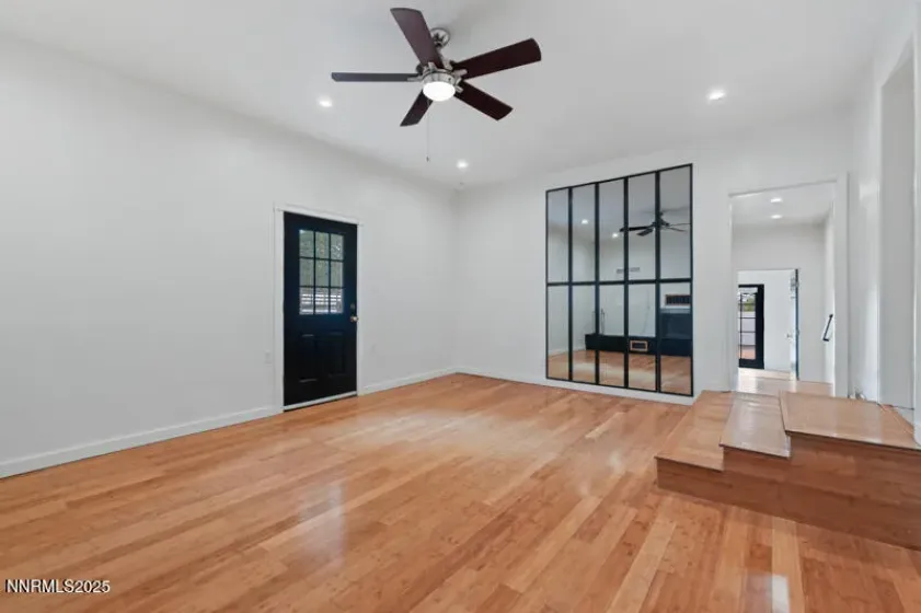 850 11th, Reno, Nevada 89503, 3 Bedrooms Bedrooms, ,2 BathroomsBathrooms,Residential,Residential,11th,250056732