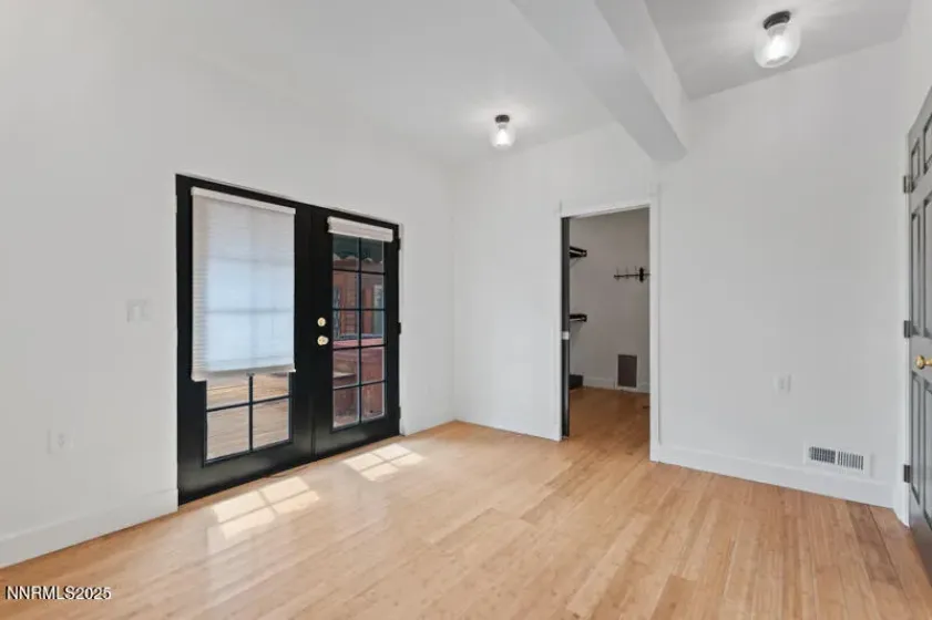 850 11th, Reno, Nevada 89503, 3 Bedrooms Bedrooms, ,2 BathroomsBathrooms,Residential,Residential,11th,250056732