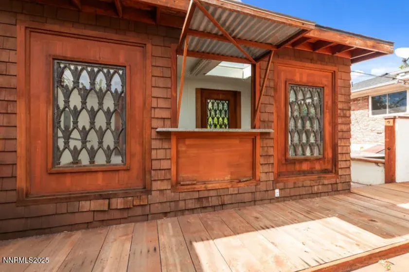 850 11th, Reno, Nevada 89503, 3 Bedrooms Bedrooms, ,2 BathroomsBathrooms,Residential,Residential,11th,250056732