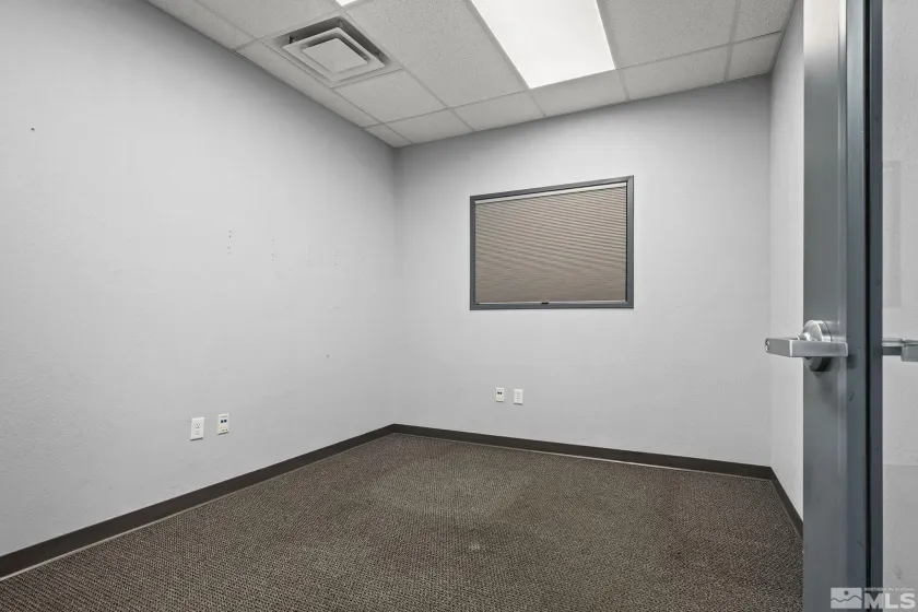 1190 Trademark, Reno, Nevada 89521, ,Commercial Lease,Manufactured,Trademark,250004072