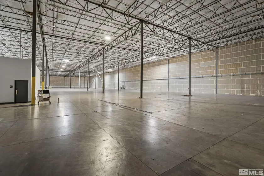1190 Trademark, Reno, Nevada 89521, ,Commercial Lease,Manufactured,Trademark,250004072