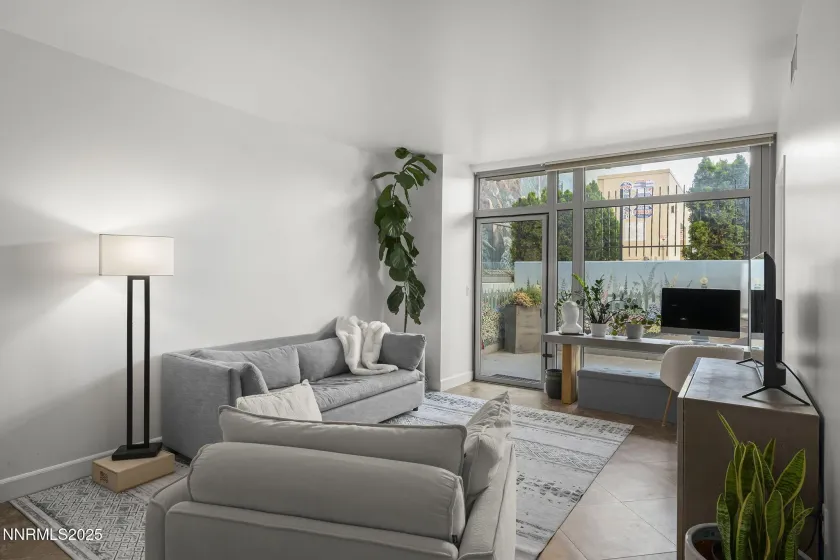 50 Sierra, Reno, Nevada 89501, 1 Bedroom Bedrooms, ,1 BathroomBathrooms,Residential,Residential,Sierra,250056738