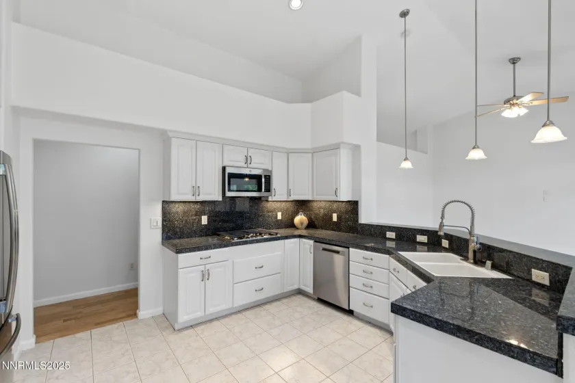 325 Old Washoe Cir, Washoe Valley, Nevada 89704, 4 Bedrooms Bedrooms, ,3 BathroomsBathrooms,Residential,Residential,Old Washoe Cir,250056740