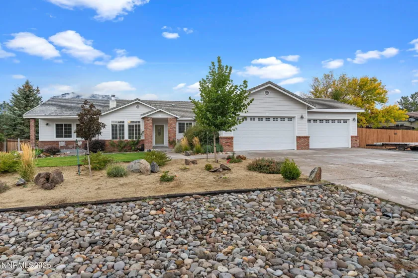 325 Old Washoe Cir, Washoe Valley, Nevada 89704, 4 Bedrooms Bedrooms, ,3 BathroomsBathrooms,Residential,Residential,Old Washoe Cir,250056740