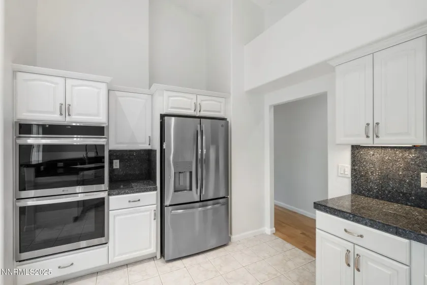 325 Old Washoe Cir, Washoe Valley, Nevada 89704, 4 Bedrooms Bedrooms, ,3 BathroomsBathrooms,Residential,Residential,Old Washoe Cir,250056740