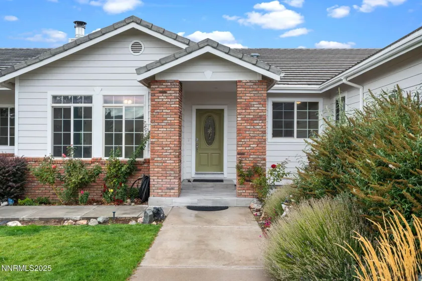 325 Old Washoe Cir, Washoe Valley, Nevada 89704, 4 Bedrooms Bedrooms, ,3 BathroomsBathrooms,Residential,Residential,Old Washoe Cir,250056740