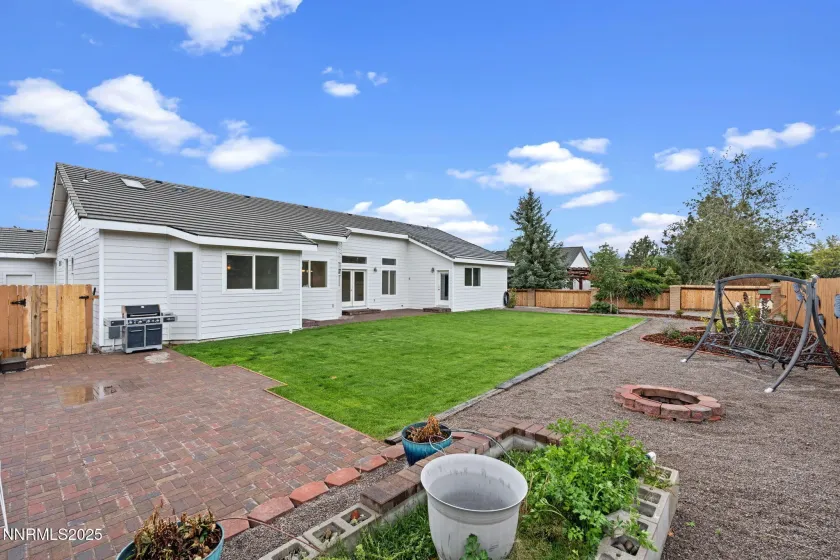 325 Old Washoe Cir, Washoe Valley, Nevada 89704, 4 Bedrooms Bedrooms, ,3 BathroomsBathrooms,Residential,Residential,Old Washoe Cir,250056740