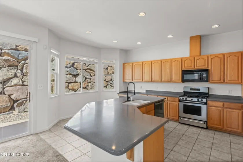 2365 Red Maple, Reno, Nevada 89523, 3 Bedrooms Bedrooms, ,2 BathroomsBathrooms,Residential,Residential,Red Maple,250056742