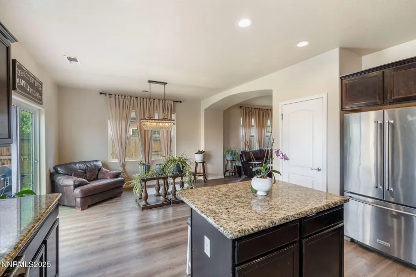 14412 Leiden, Reno, Nevada 89506, 4 Bedrooms Bedrooms, ,2 BathroomsBathrooms,Residential,Residential,Leiden,250056744