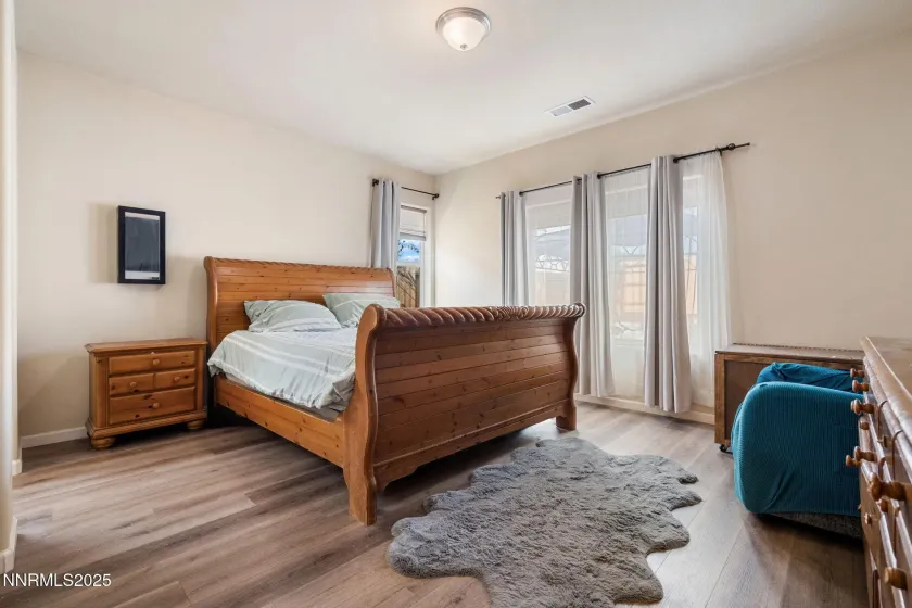 14412 Leiden, Reno, Nevada 89506, 4 Bedrooms Bedrooms, ,2 BathroomsBathrooms,Residential,Residential,Leiden,250056744