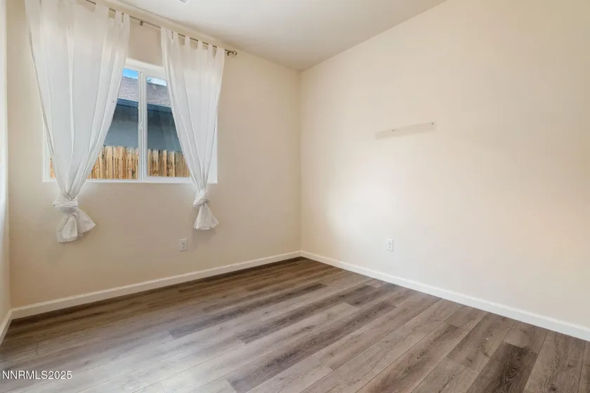 14412 Leiden, Reno, Nevada 89506, 4 Bedrooms Bedrooms, ,2 BathroomsBathrooms,Residential,Residential,Leiden,250056744