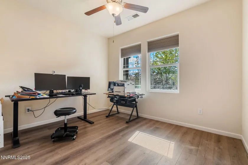 14412 Leiden, Reno, Nevada 89506, 4 Bedrooms Bedrooms, ,2 BathroomsBathrooms,Residential,Residential,Leiden,250056744