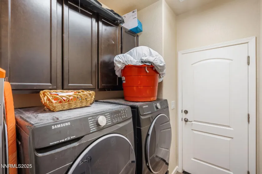 14412 Leiden, Reno, Nevada 89506, 4 Bedrooms Bedrooms, ,2 BathroomsBathrooms,Residential,Residential,Leiden,250056744