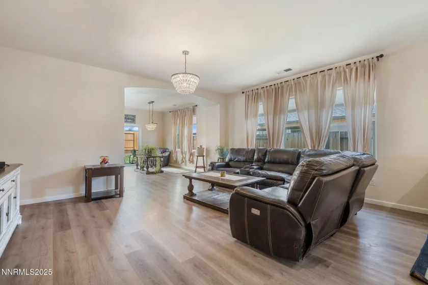 14412 Leiden, Reno, Nevada 89506, 4 Bedrooms Bedrooms, ,2 BathroomsBathrooms,Residential,Residential,Leiden,250056744