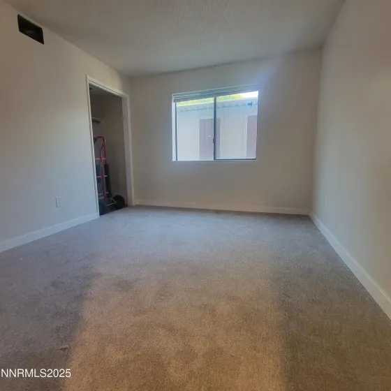 560 Nichols, Sparks, Nevada 89431, 1 Bedroom Bedrooms, ,1 BathroomBathrooms,Residential,Residential,Nichols,250056749