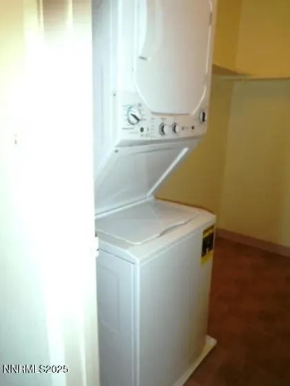 3952 Clear Acre, Reno, Nevada 89512, 2 Bedrooms Bedrooms, ,1 BathroomBathrooms,Residential,Residential,Clear Acre,250056752