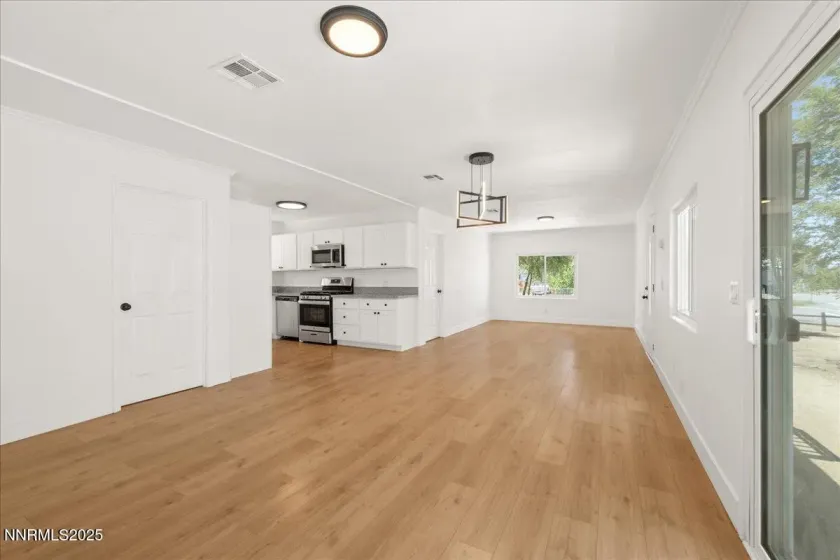 210 Magnolia, Reno, Nevada 89506, 4 Bedrooms Bedrooms, ,2 BathroomsBathrooms,Residential,Residential,Magnolia,250053911