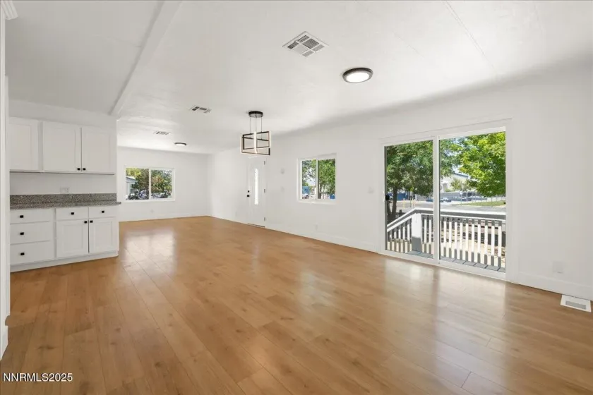 210 Magnolia, Reno, Nevada 89506, 4 Bedrooms Bedrooms, ,2 BathroomsBathrooms,Residential,Residential,Magnolia,250053911