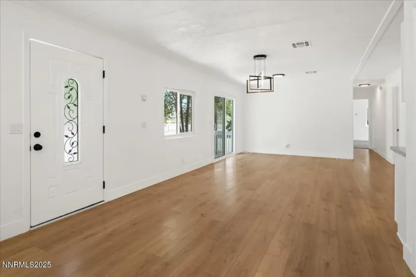 210 Magnolia, Reno, Nevada 89506, 4 Bedrooms Bedrooms, ,2 BathroomsBathrooms,Residential,Residential,Magnolia,250053911