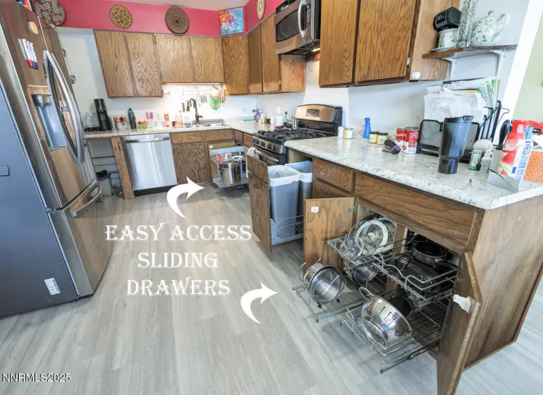 940 Tiffany, Fallon, Nevada 89406, 2 Bedrooms Bedrooms, ,1 BathroomBathrooms,Residential,Residential,Tiffany,250056755