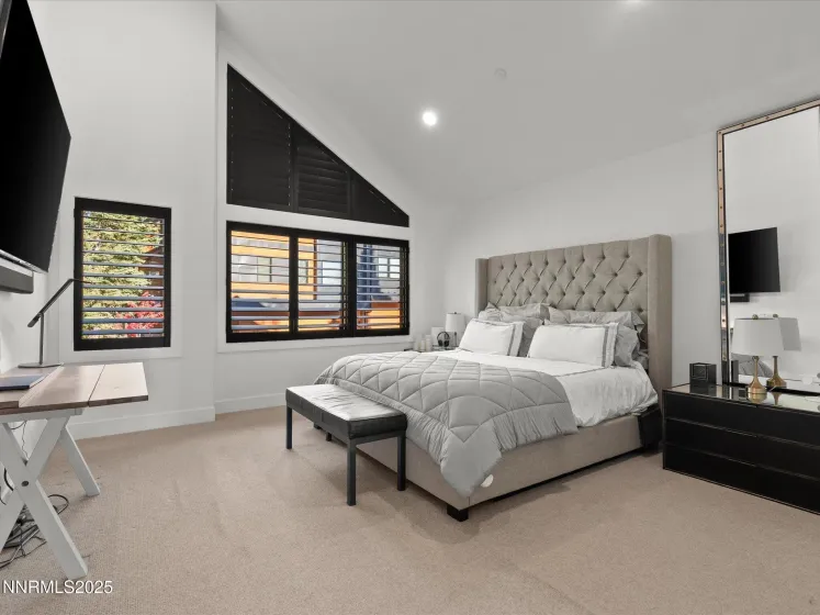 Primary Suite, Main level