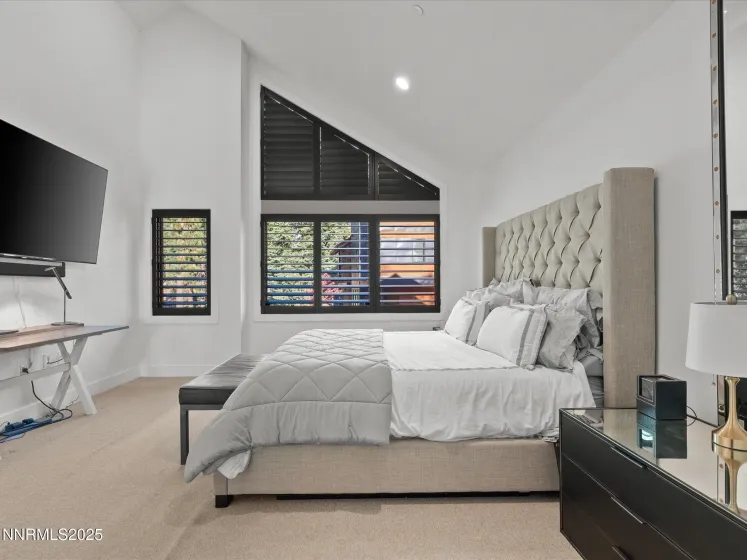 Primary Suite, Main level