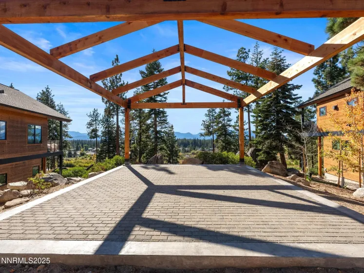 HOA Amenity, covered lake view west facing deck