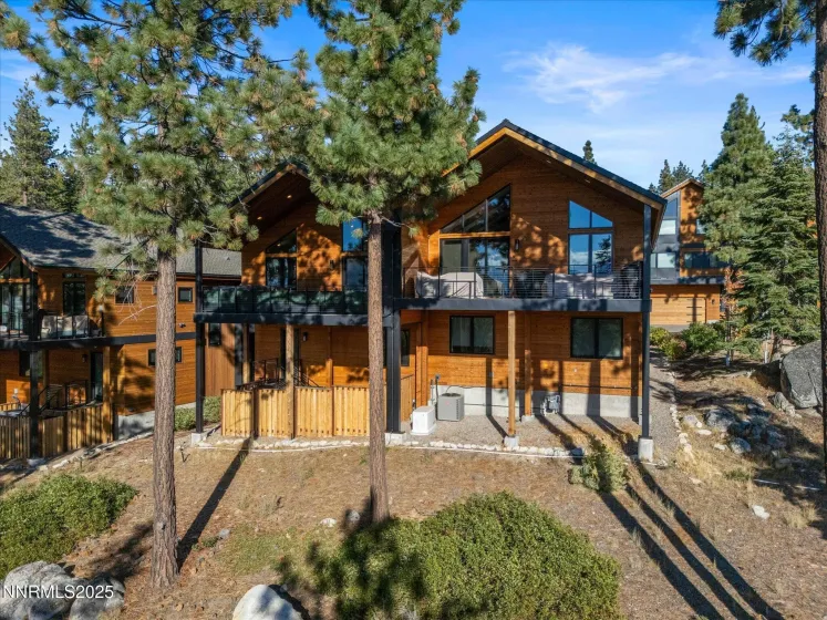 109 Sierra Colina, Stateline, Nevada 89449, 3 Bedrooms Bedrooms, ,3 BathroomsBathrooms,Residential,Residential,Sierra Colina,250056757