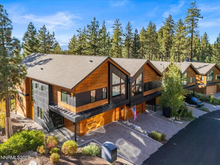 109 Sierra Colina, Stateline, Nevada 89449, 3 Bedrooms Bedrooms, ,3 BathroomsBathrooms,Residential,Residential,Sierra Colina,250056757