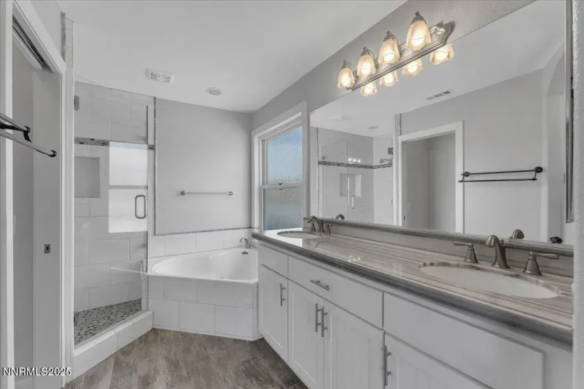 20 Simons, Fernley, Nevada 89408, 4 Bedrooms Bedrooms, ,3 BathroomsBathrooms,Residential,Residential,Simons,250056759