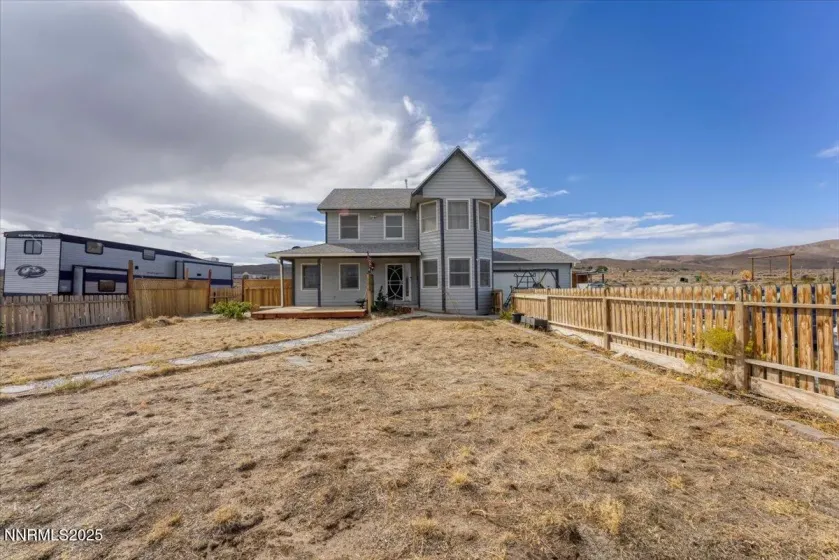 20 Simons, Fernley, Nevada 89408, 4 Bedrooms Bedrooms, ,3 BathroomsBathrooms,Residential,Residential,Simons,250056759