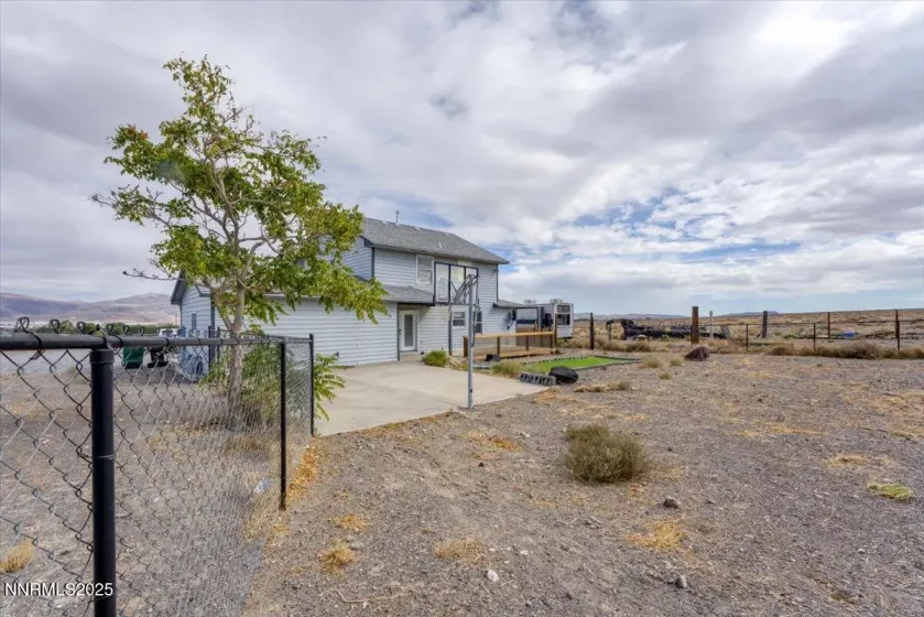 20 Simons, Fernley, Nevada 89408, 4 Bedrooms Bedrooms, ,3 BathroomsBathrooms,Residential,Residential,Simons,250056759