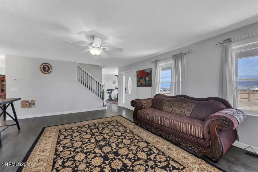 20 Simons, Fernley, Nevada 89408, 4 Bedrooms Bedrooms, ,3 BathroomsBathrooms,Residential,Residential,Simons,250056759