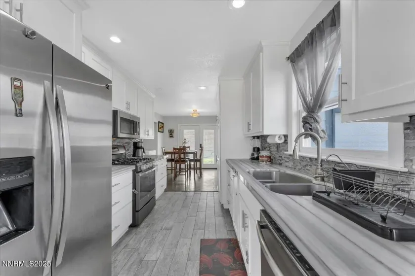 20 Simons, Fernley, Nevada 89408, 4 Bedrooms Bedrooms, ,3 BathroomsBathrooms,Residential,Residential,Simons,250056759