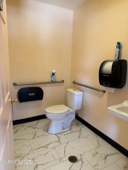 915 Cornell, Lovelock, Nevada 89419, ,Commercial Sale,Residential,Cornell,250056760