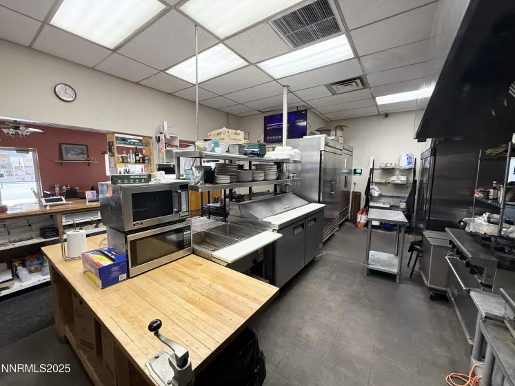 915 Cornell, Lovelock, Nevada 89419, ,Commercial Sale,Residential,Cornell,250056760
