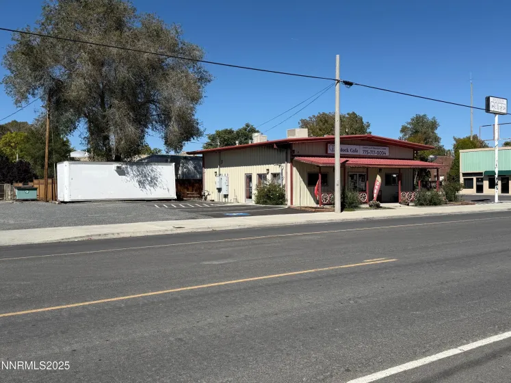 915 Cornell, Lovelock, Nevada 89419, ,Commercial Sale,Residential,Cornell,250056760