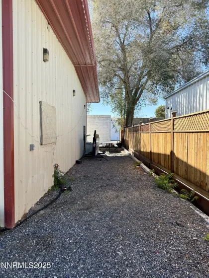 915 Cornell, Lovelock, Nevada 89419, ,Commercial Sale,Residential,Cornell,250056760