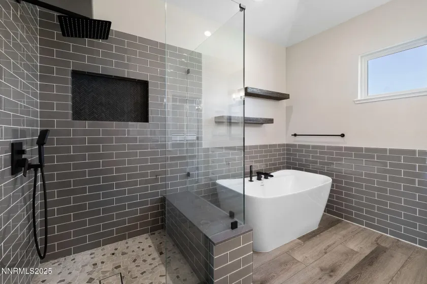 7510 Michaela, Reno, Nevada 89511, 3 Bedrooms Bedrooms, ,3 BathroomsBathrooms,Residential,Residential,Michaela,250056761