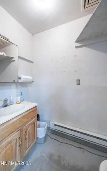 545 Rio Vista, Fallon, Nevada 89406, ,Commercial Sale,Residential,Rio Vista,250056772