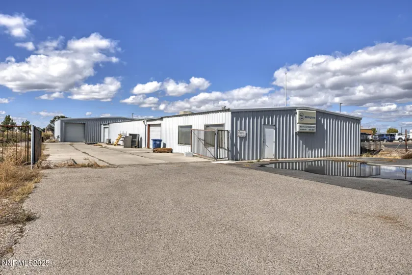 545 Rio Vista, Fallon, Nevada 89406, ,Commercial Sale,Residential,Rio Vista,250056772