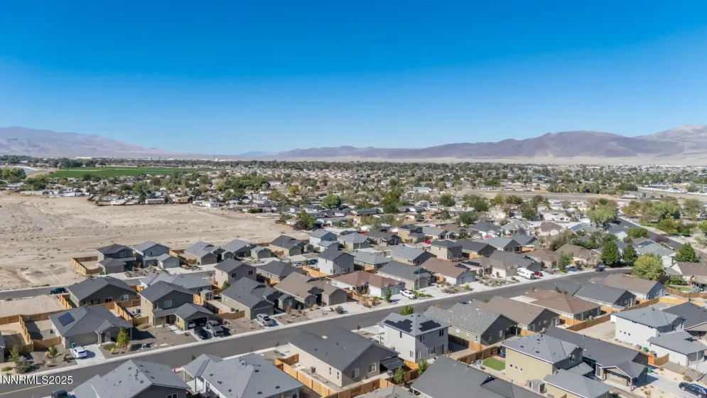 785 Garnet, Fernley, Nevada 89408, 3 Bedrooms Bedrooms, ,2 BathroomsBathrooms,Residential,Residential,Garnet,250056775