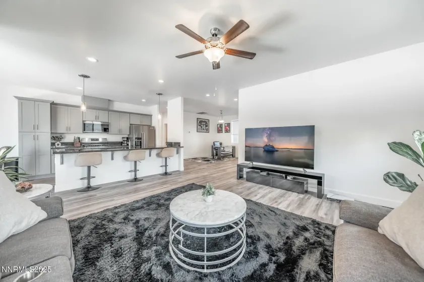 785 Garnet, Fernley, Nevada 89408, 3 Bedrooms Bedrooms, ,2 BathroomsBathrooms,Residential,Residential,Garnet,250056775