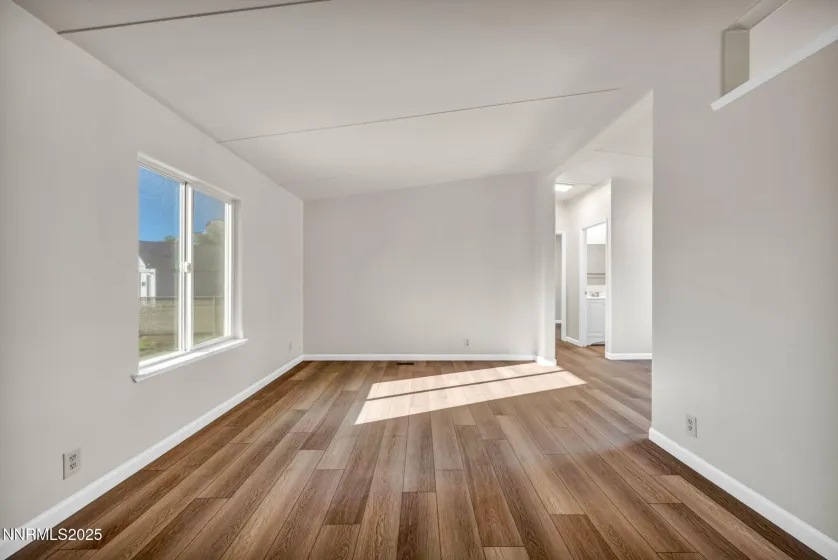 415 Vagabond, Reno, Nevada 89506, 3 Bedrooms Bedrooms, ,2 BathroomsBathrooms,Residential,Residential,Vagabond,250056776