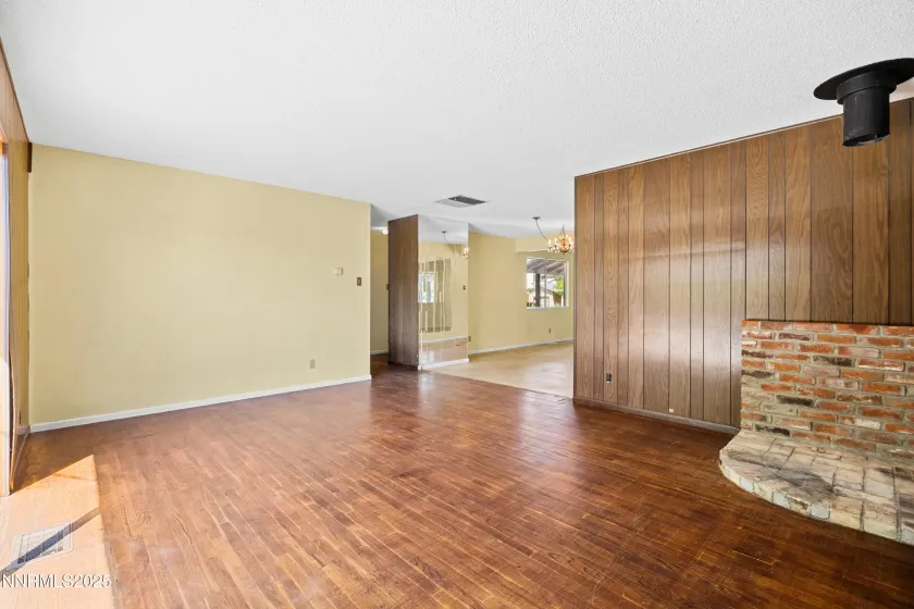 3465 Yosemite, Reno, Nevada 89503, 3 Bedrooms Bedrooms, ,2 BathroomsBathrooms,Residential,Residential,Yosemite,250056236