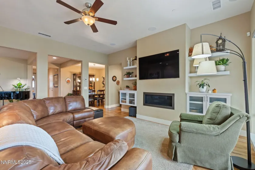 4677 High Pass, Sparks, Nevada 89436, 4 Bedrooms Bedrooms, ,3 BathroomsBathrooms,Residential,Residential,High Pass,250056780