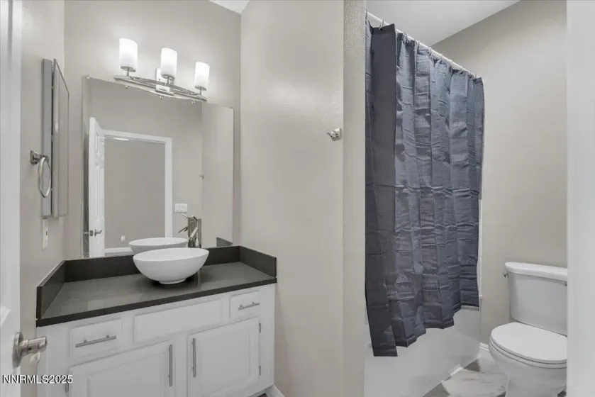 900 Meadows, Reno, Nevada 89521, 2 Bedrooms Bedrooms, ,2 BathroomsBathrooms,Residential,Residential,Meadows,250056781