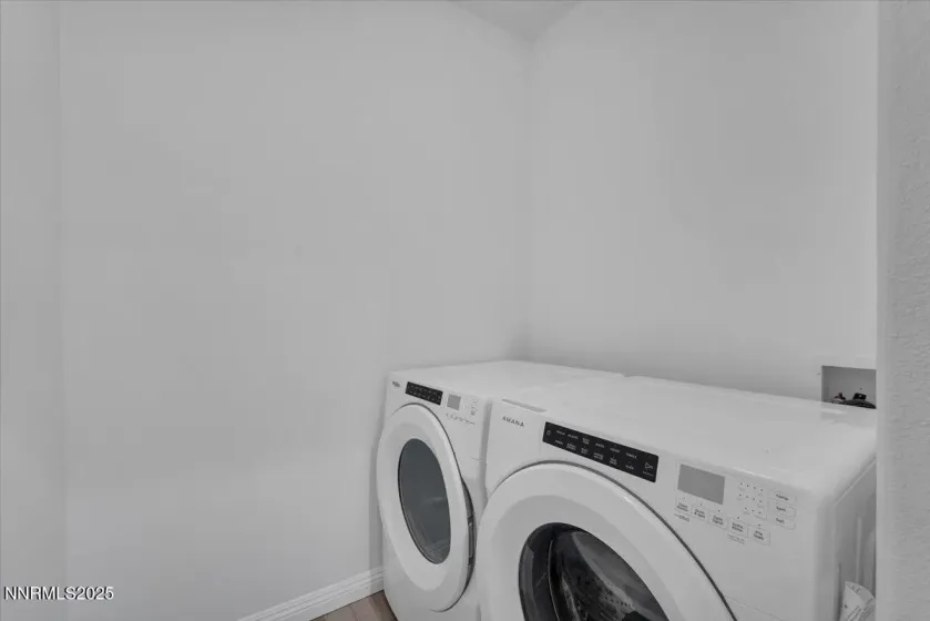 900 Meadows, Reno, Nevada 89521, 2 Bedrooms Bedrooms, ,2 BathroomsBathrooms,Residential,Residential,Meadows,250056781