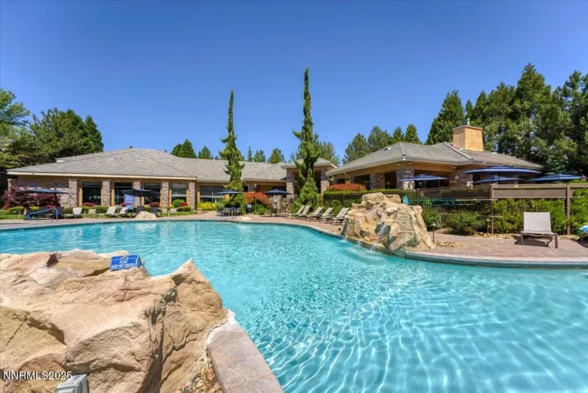 900 Meadows, Reno, Nevada 89521, 2 Bedrooms Bedrooms, ,2 BathroomsBathrooms,Residential,Residential,Meadows,250056781